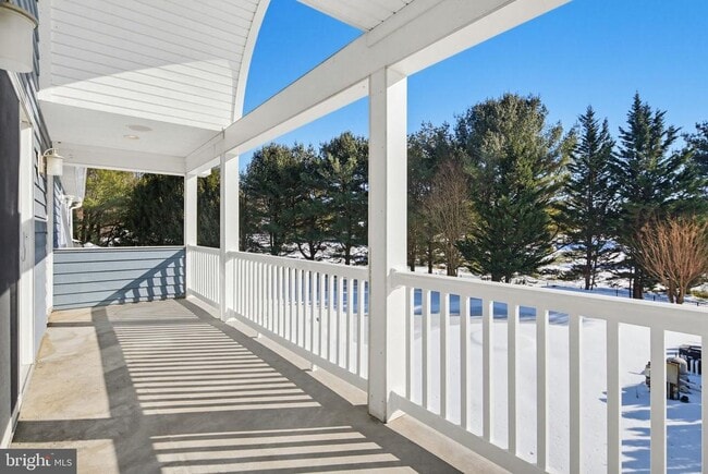 Building Photo - 13835 Burntwoods Rd