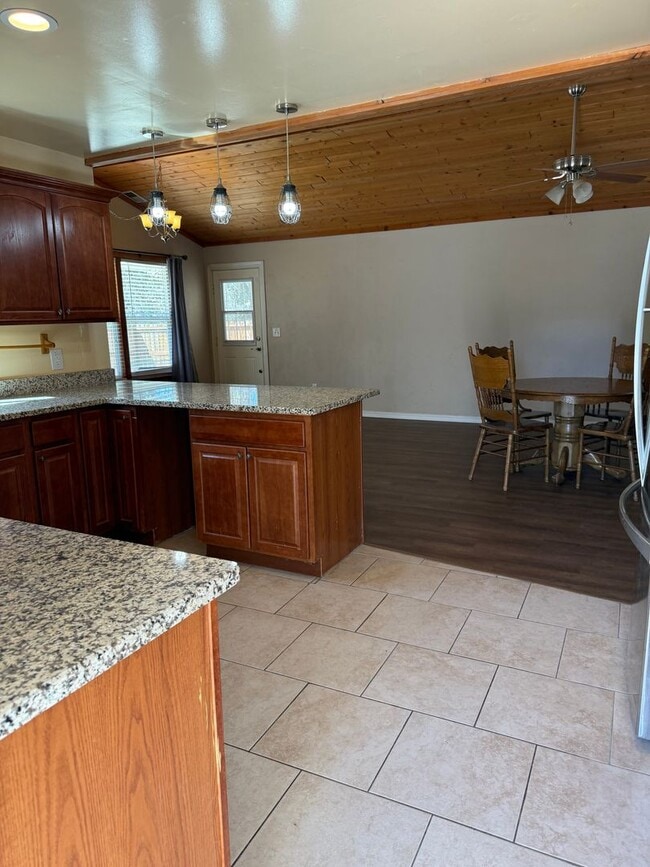 Building Photo - Charming Barndominium Rental with Scenic F...