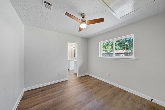 Building Photo - 12414 Aste Ln