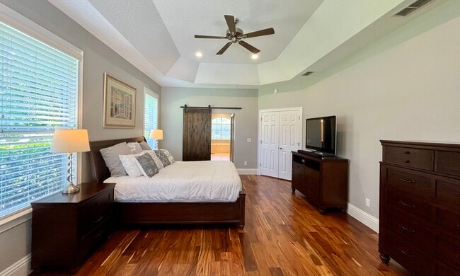 Building Photo - 10544 Oakview Pointe Terrace