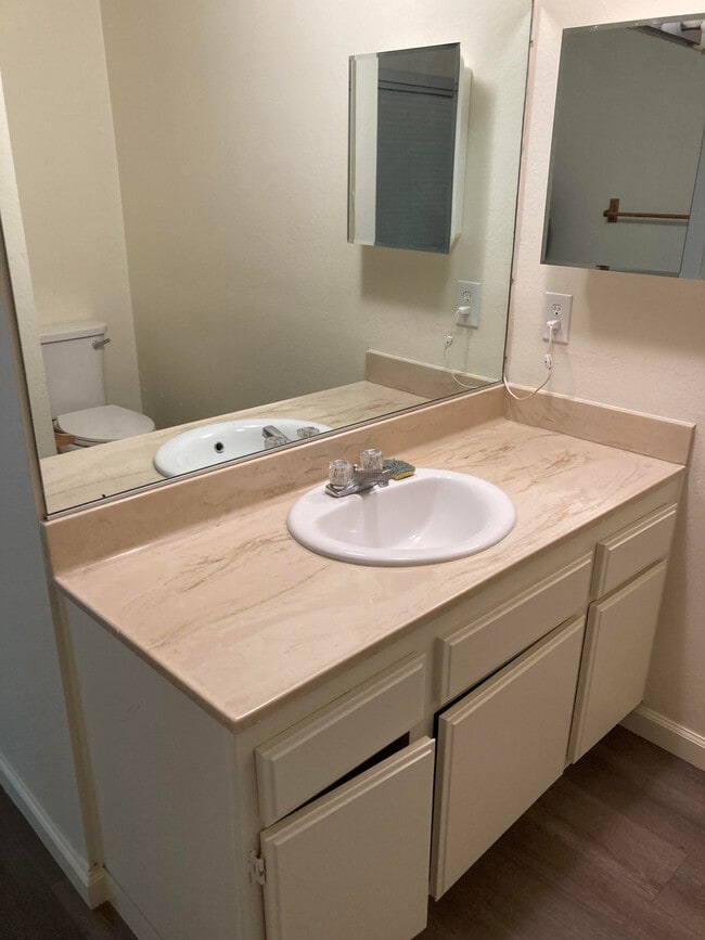 Primary Photo - 12264 Chandler Blvd