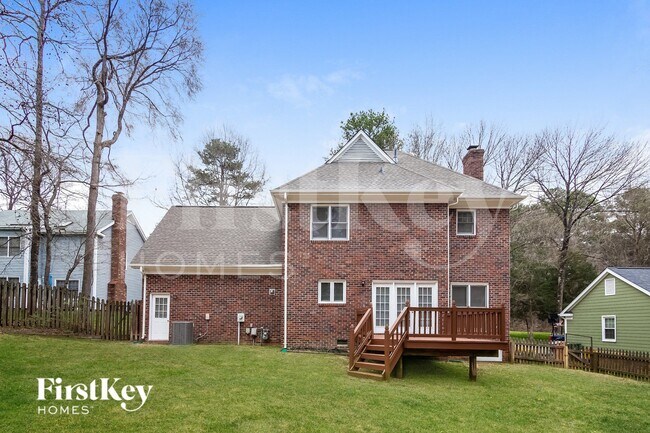 Building Photo - 11009 S Ford Rd