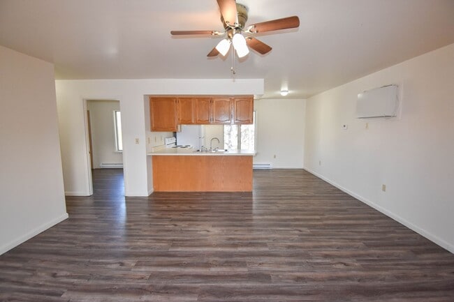 Building Photo - *** PENDING   APPLICATION ***