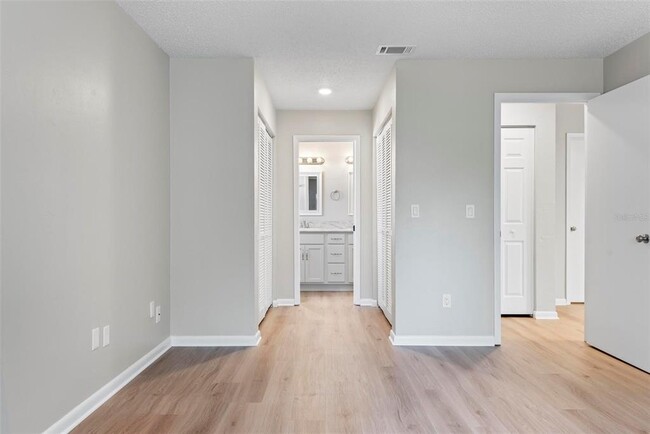 Building Photo - 12 Blairmore Pl
