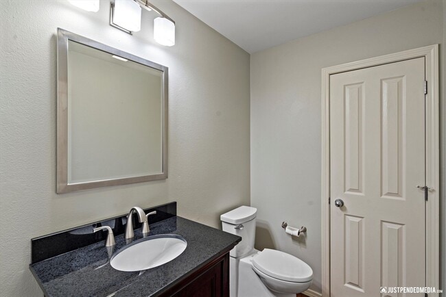 Building Photo - Seclusion Cove