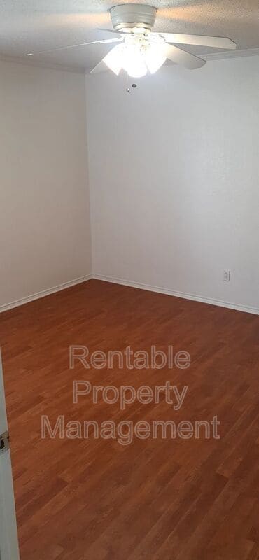 Building Photo - 108 Stagecoach Trail