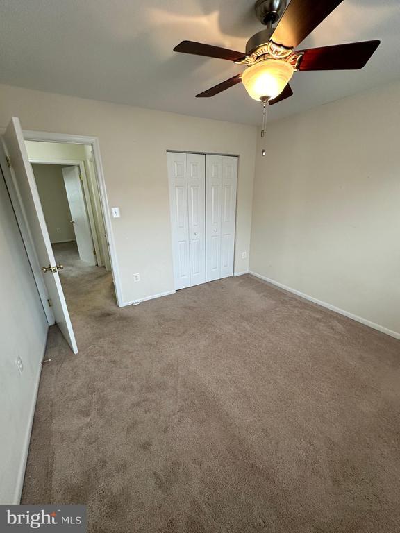 Building Photo - 7943 Timarand Ct