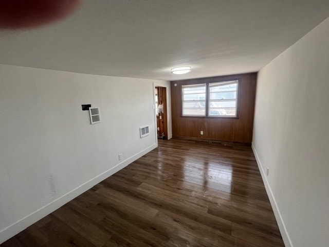 Building Photo - 1005 W Spruce St