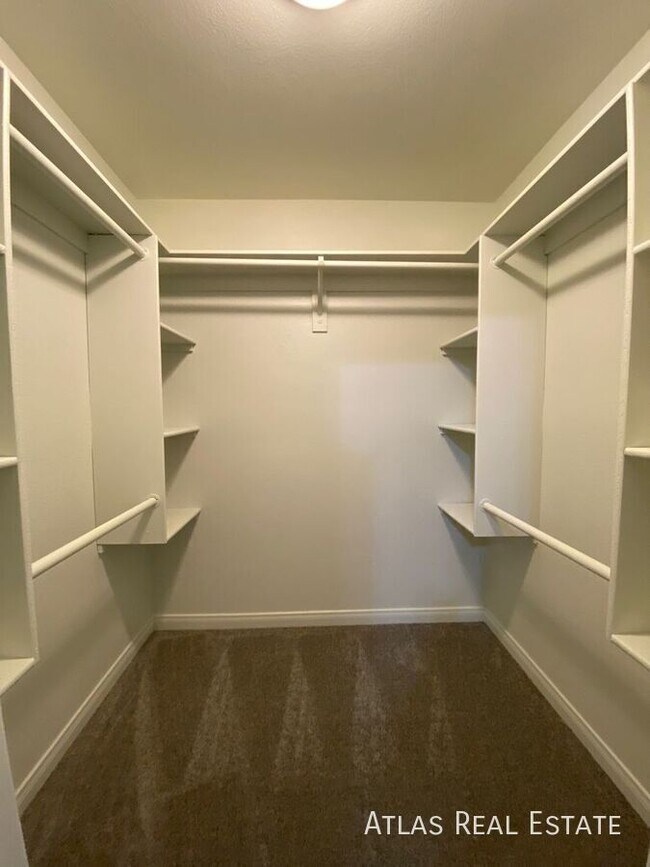 Building Photo - 181 Laguna Hills Ct