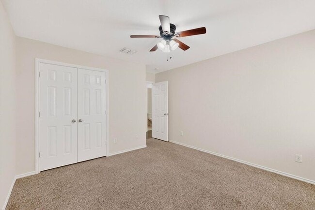 Building Photo - 12829 Pearson Dr