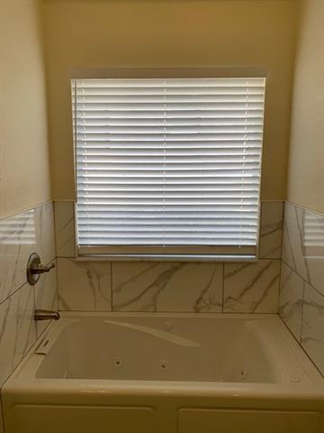 Building Photo - 2829 Rosewood Blvd