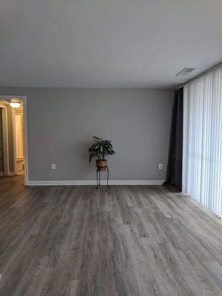 Living Room - 1830 Metzerott Rd