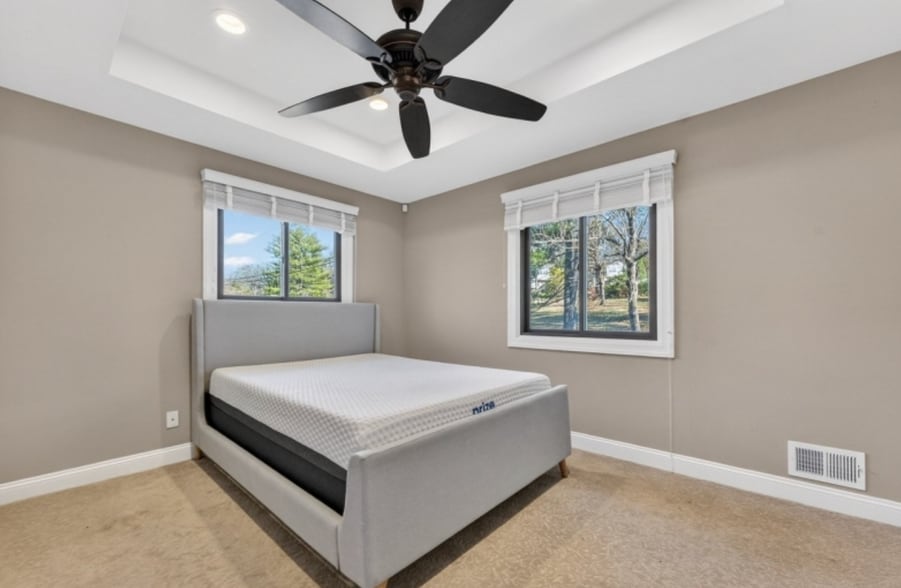 Building Photo - 2289 Brookside Dr