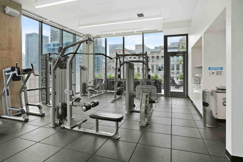 Building Photo - 211 W Hubbard St