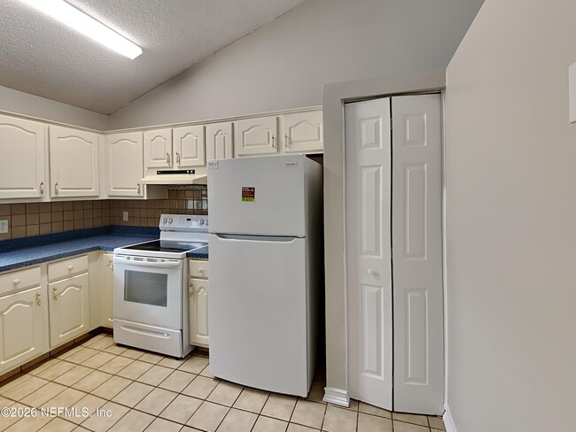 Building Photo - 8148 Coralberry Ln W