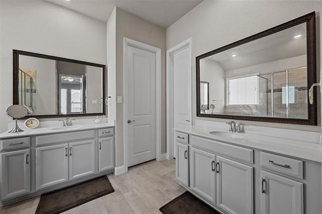Building Photo - 2309 Rosegill Dr