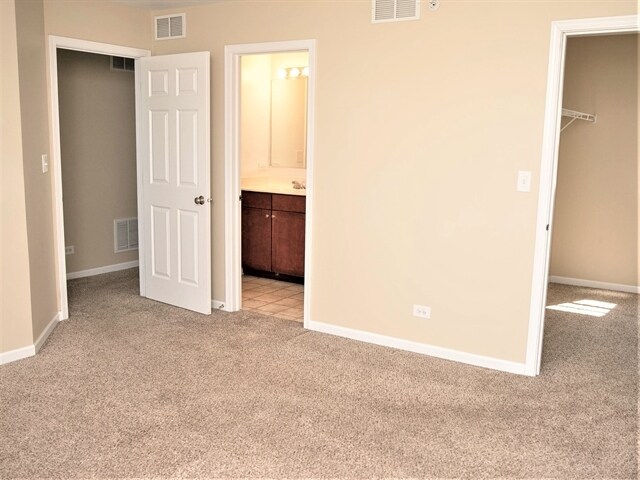 Building Photo - 4588 Camden Ln