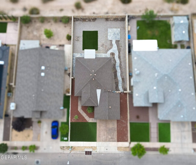 Building Photo - 13276 Emerald Isle St
