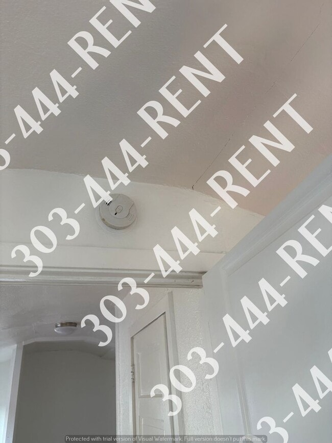 Building Photo - 10625