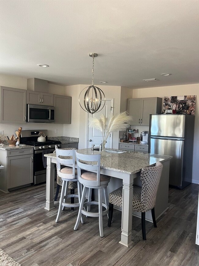 Building Photo - 2840 Blue Blossom Trail