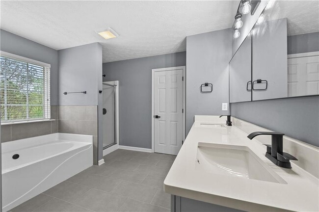 Building Photo - 3825 Tristan Way