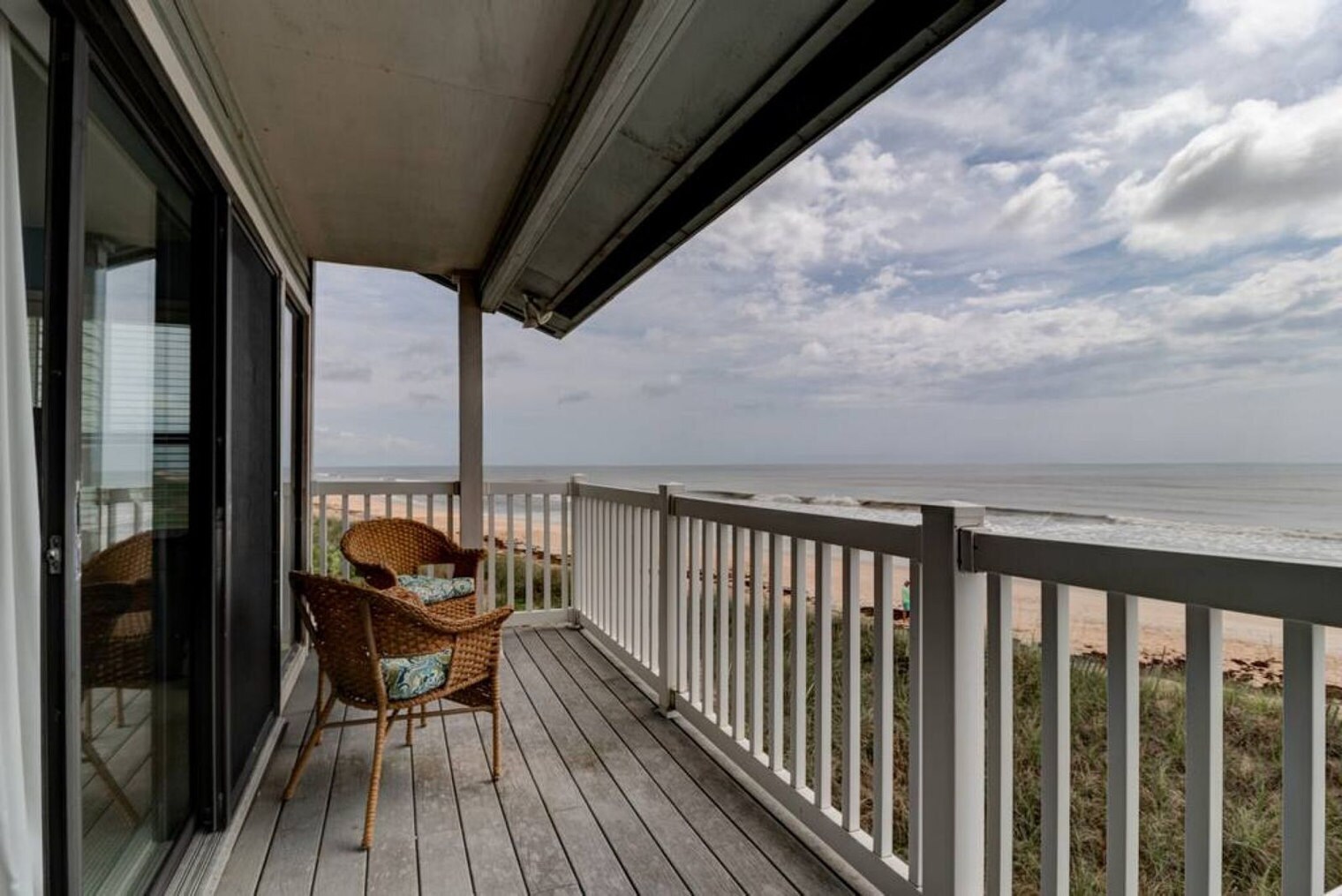 Building Photo - 59 Oceanside Dr