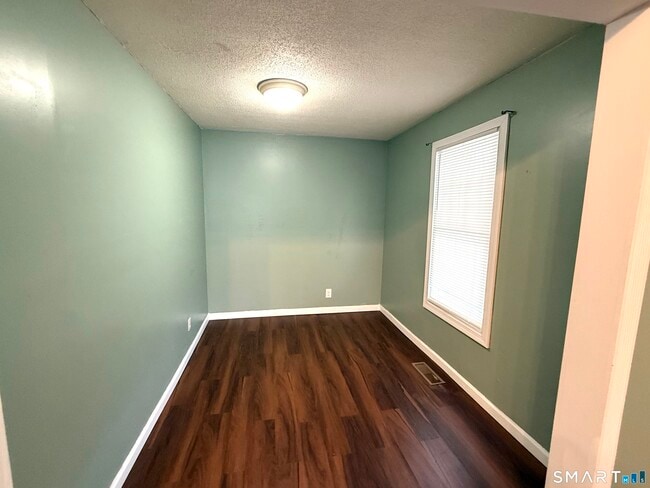 Building Photo - 42 Wells Ave