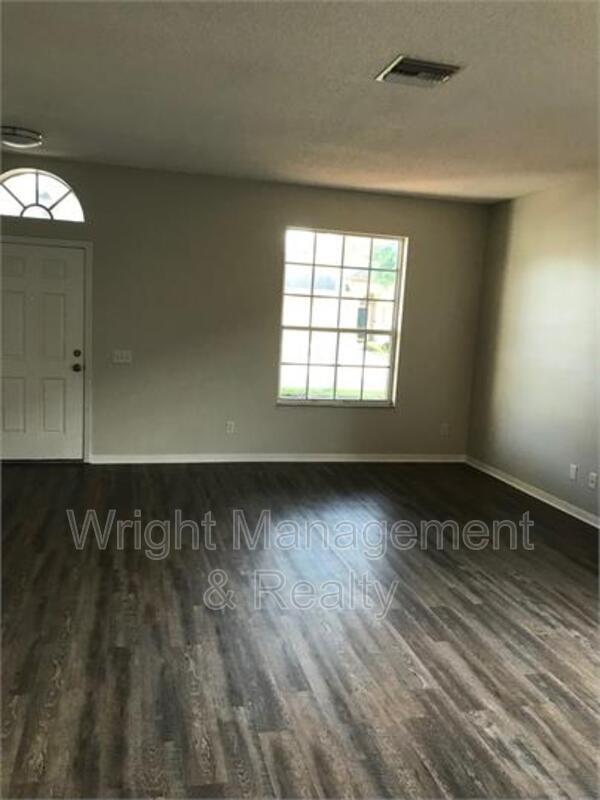 Building Photo - 1414 Loretto Cir