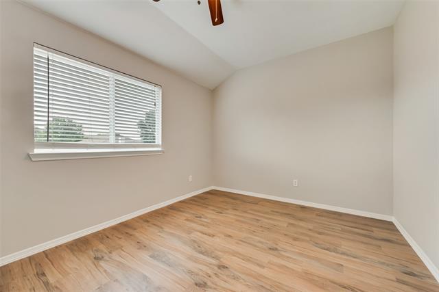 Building Photo - 906 Bayshore Dr