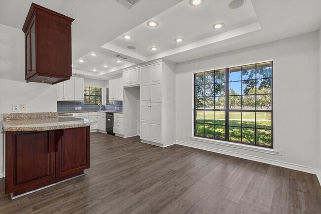 Building Photo - 6725 The Outer Ave