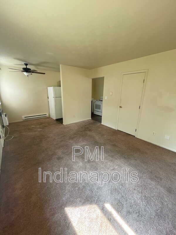 Building Photo - 122 W William Dr