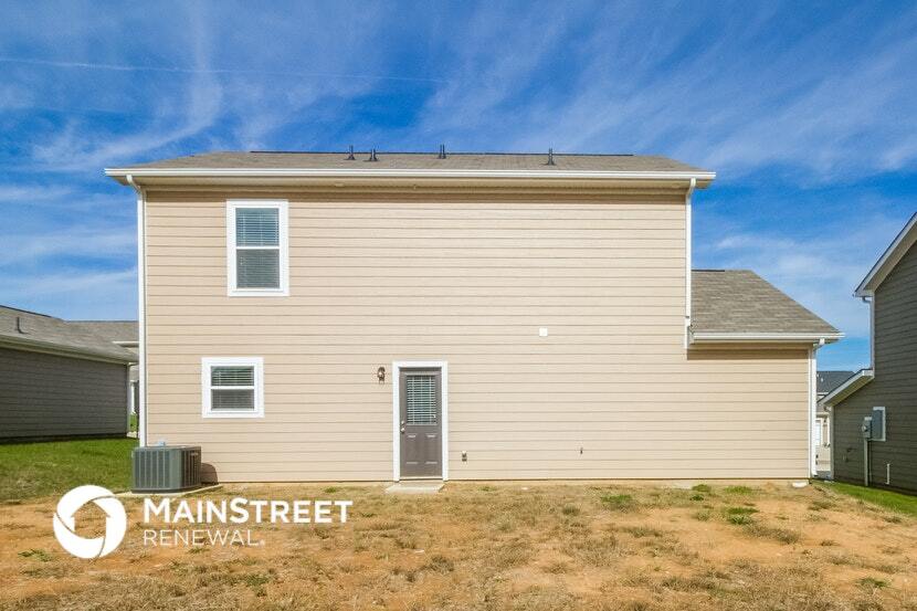 Building Photo - 2309 Bee Hive Dr