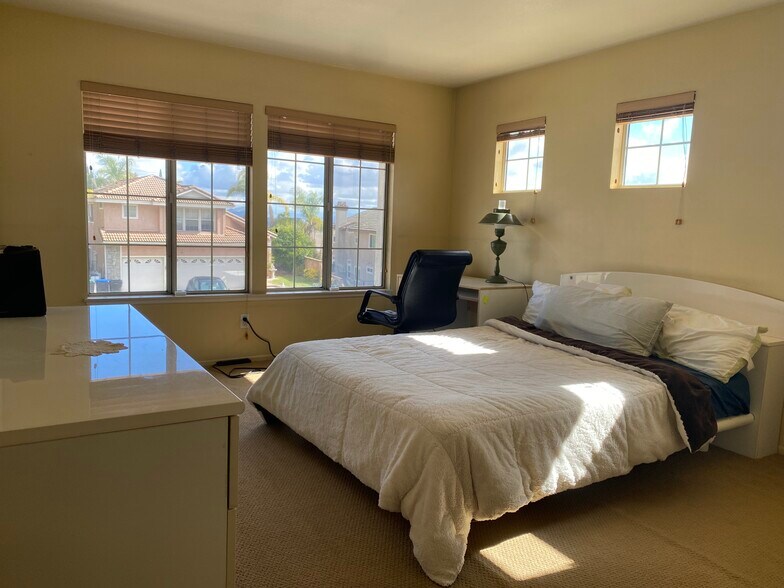 Building Photo - 13776 Monteverde Dr