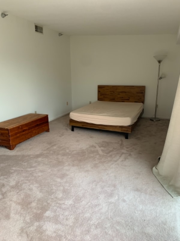 Building Photo - 234 S Main St