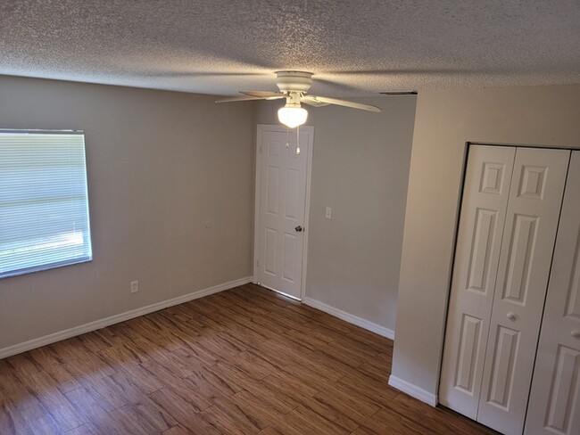 Building Photo - 1648 Urbana Ave