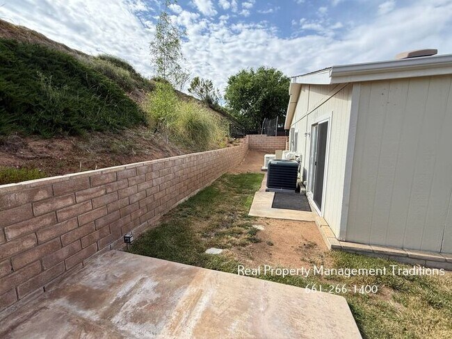 Building Photo - Fabulous Home in Stallion Meadows, Acton