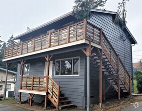 Building Photo - South Charleston Avenue