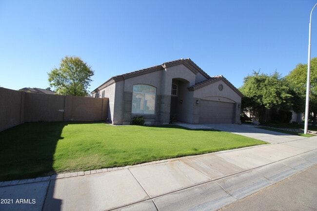 Building Photo - 3552 S Cosmos Dr