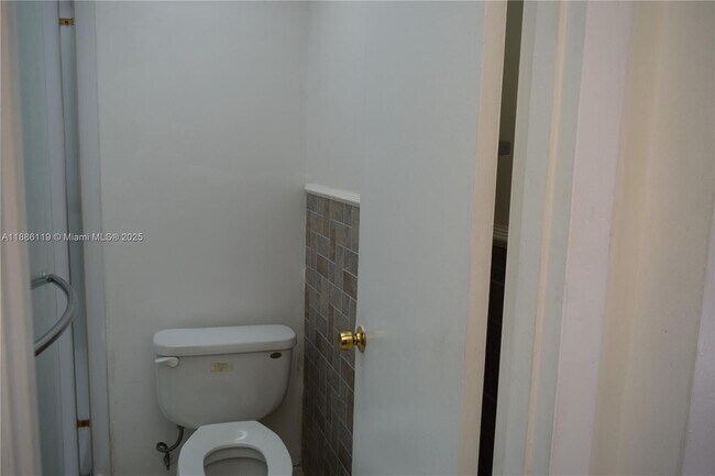 Building Photo - 2901 NW 47th Terrace