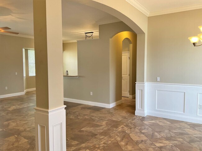 Building Photo - 7203 Remington Oaks Dr