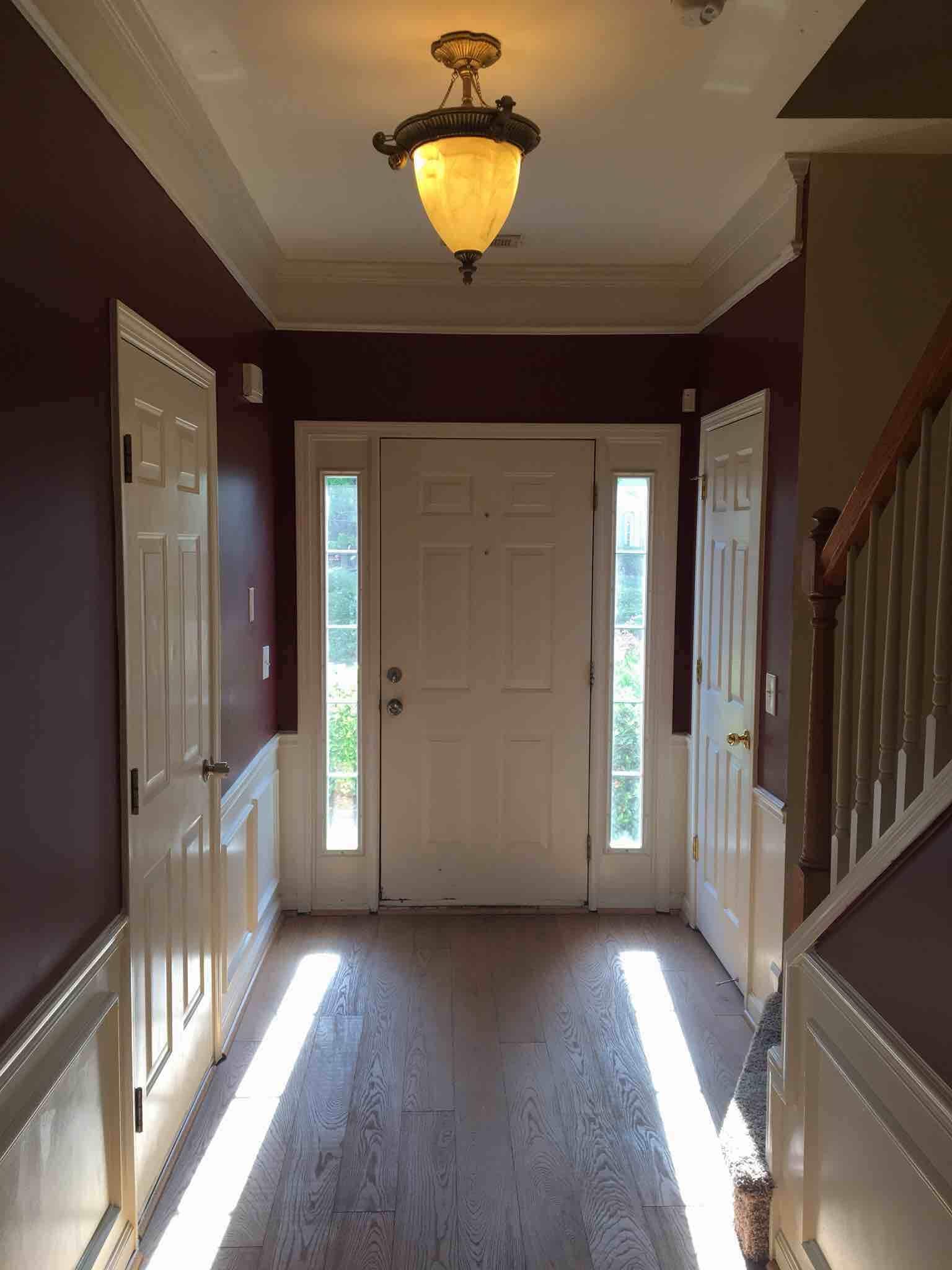 Entry foyer. - 7042 Mead Lane