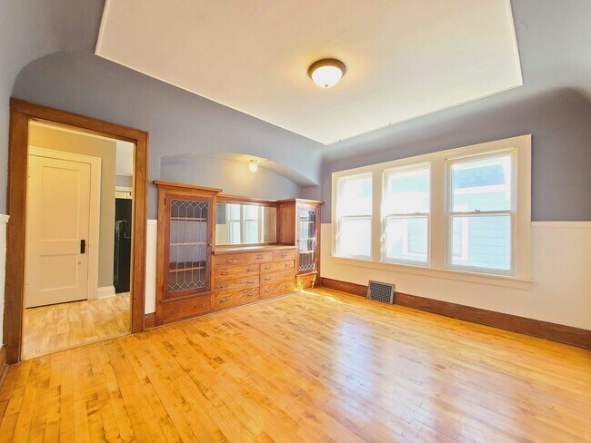 Building Photo - 2144 N 63rd St