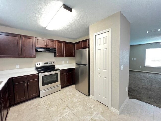 Building Photo - 3411 SW 129th Loop