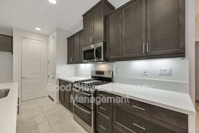 Building Photo - 4387 Avocado Grove Ln