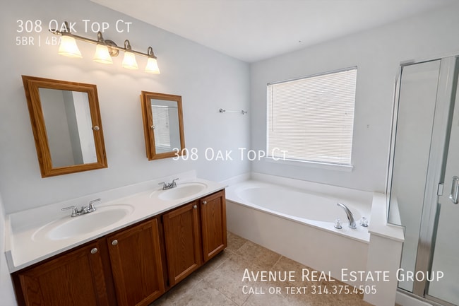 Building Photo - 308 Oak Top Ct