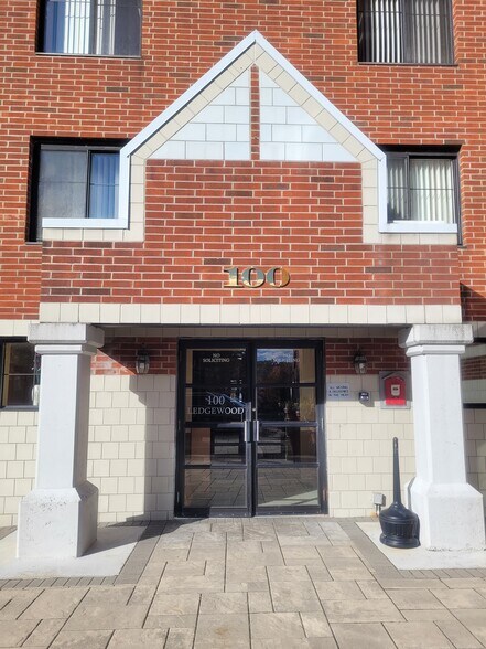 Front Entrance - 100 Ledgewood Dr