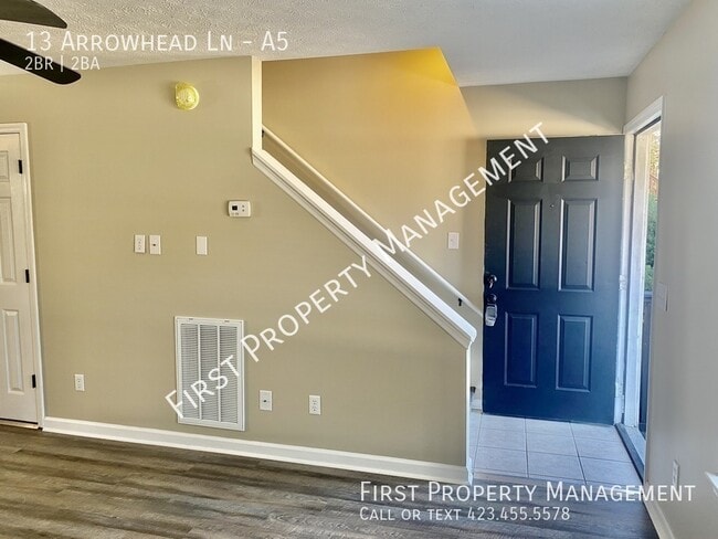 Building Photo - 13 Arrowhead Ln