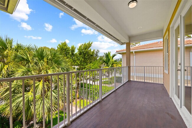 Building Photo - 1430 SW 4th Ave