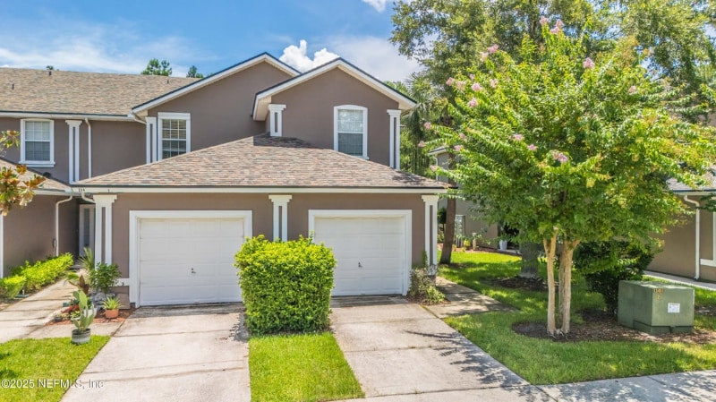 Primary Photo - 230 Scrub Jay Dr