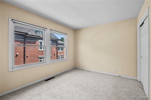 Building Photo - 3740 E 1st Ave